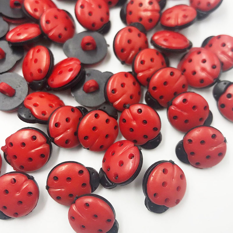 50/100Pcs Red ladybug DIY Kid' - Button Hole Cutter review and price