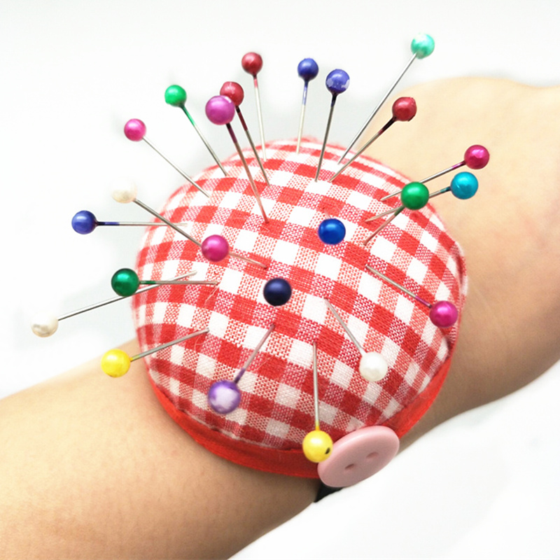 1pcs Strawberry Shaped Needle  - Sewing Pin Cushion review and price