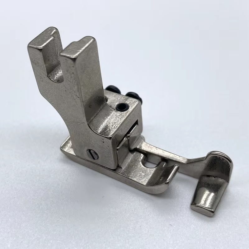 810 Straw Hat Presser Foot, Ed - Rolled Hem Foot review and price