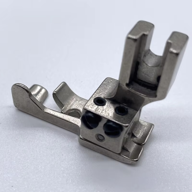 810 Straw Hat Presser Foot, Ed - Rolled Hem Foot review and price